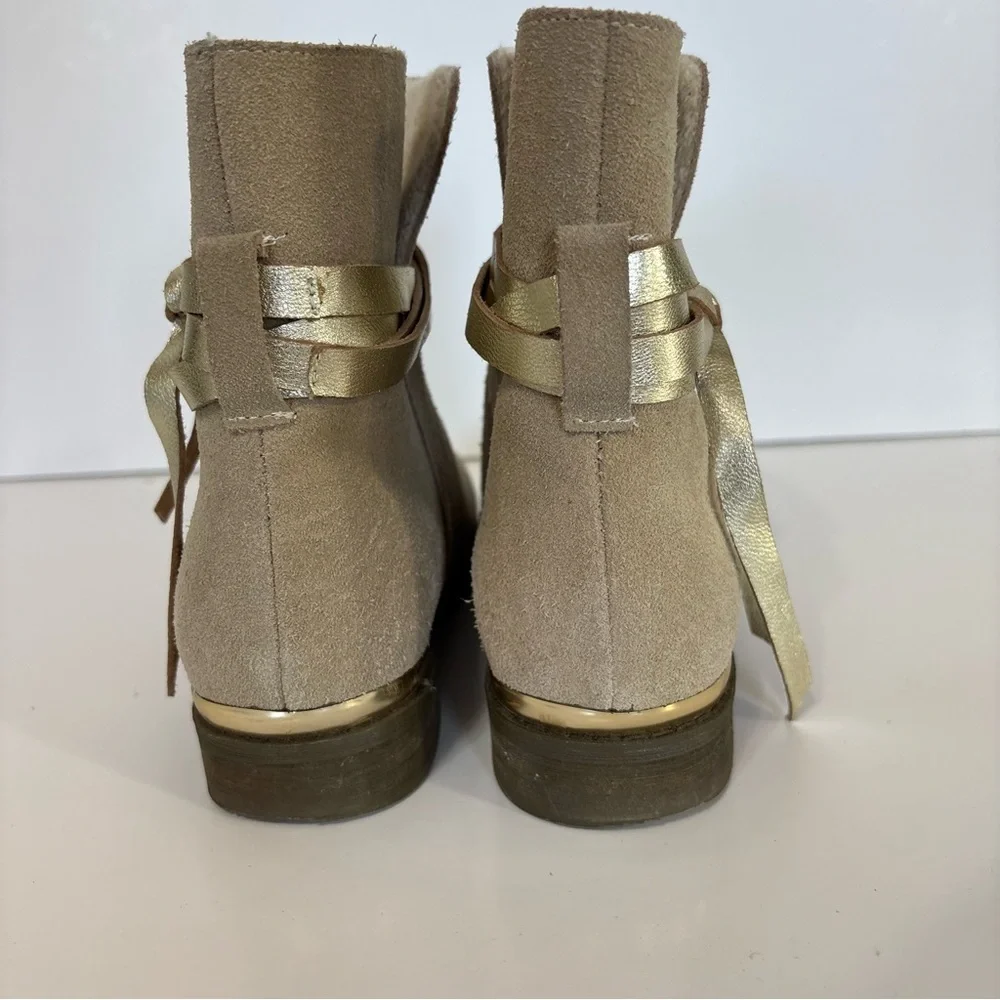 Tan Ankle Boots with Gold Ribbon
